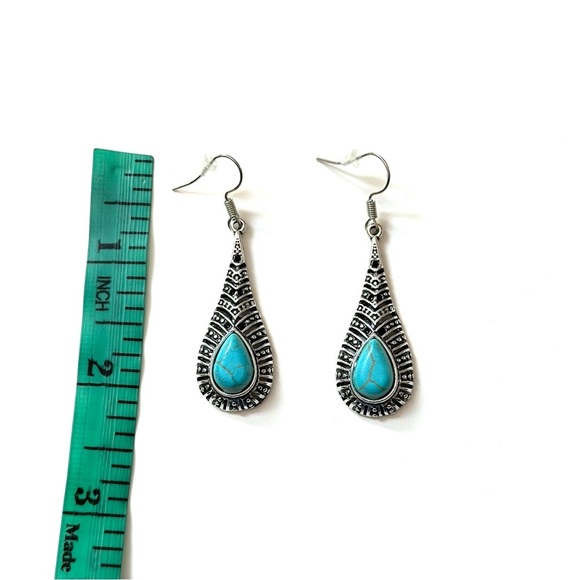 ⭐️ 5 for $25 Semi-precious Stone Antique Teardrop Turquoise & Silver Earrings - Picture 6 of 6